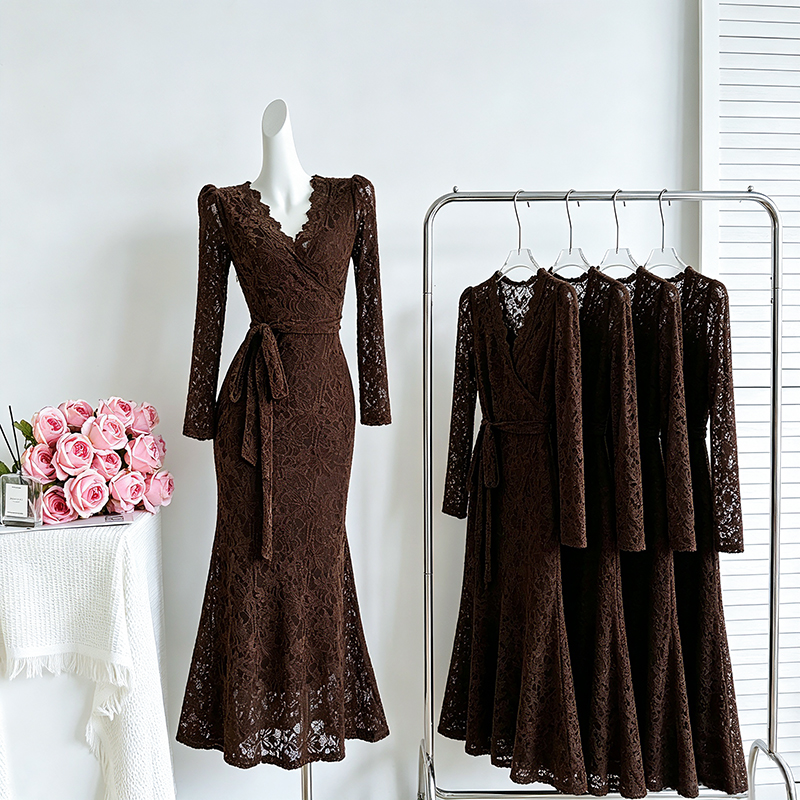 2026 Autumn V-Neck Lace Bodycon Mermaid Dress Women Long Dress 28692