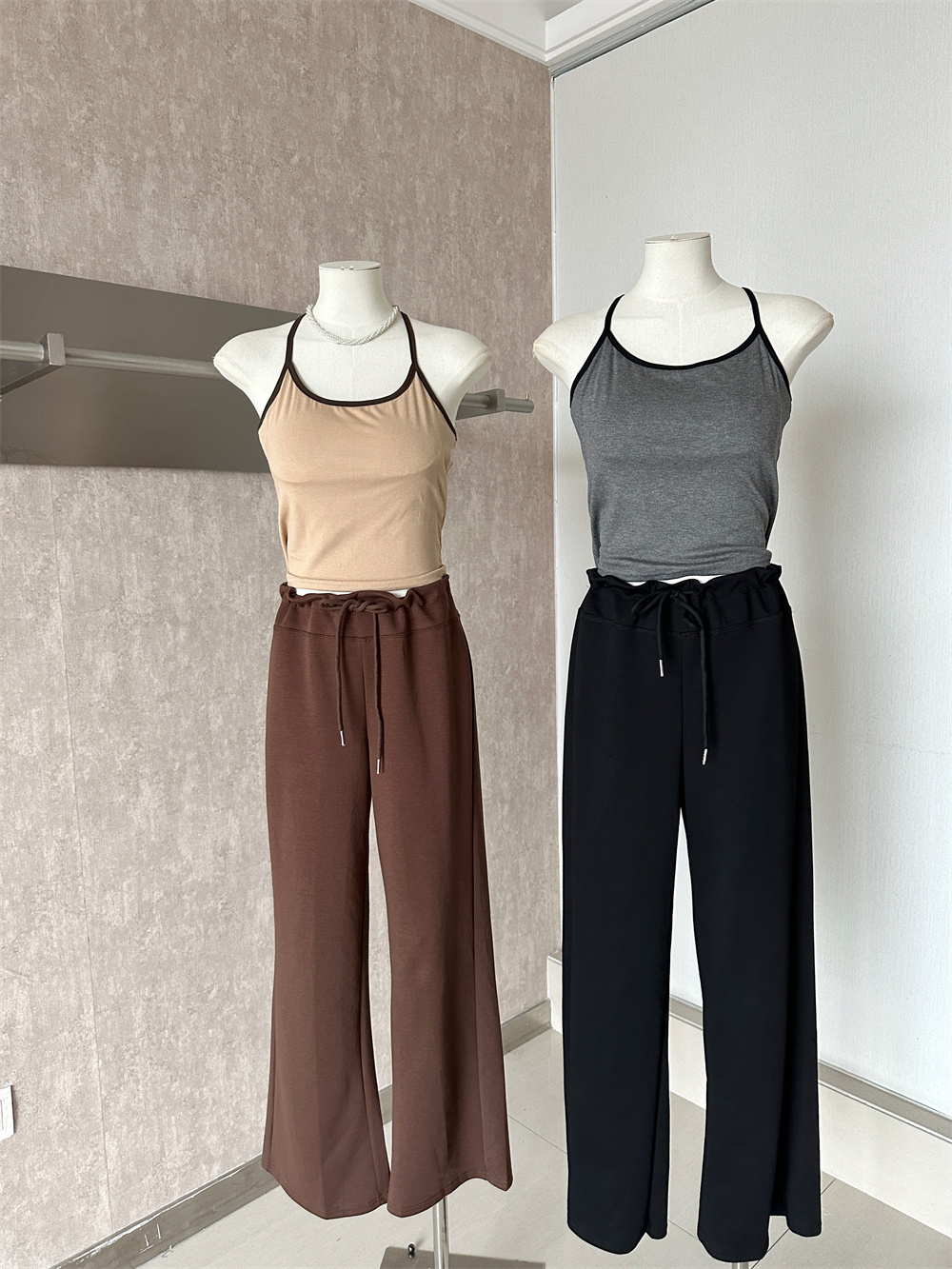 2026 Early Autumn Color Block Cami Top Cardigan Jacket Straight Pants 3-Piece Set for Women - Image 2