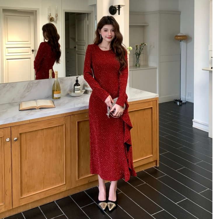Autumn New Women's Red Dress 2026 Hot-Selling High-End Rhinestone Evening Gown - Image 2