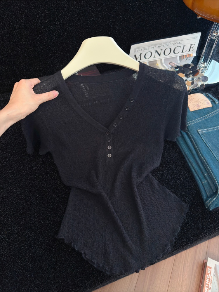 Women's V-Neck Ruffle Knit Top Slim Fit Short Sleeve Summer 2026 - Image 3